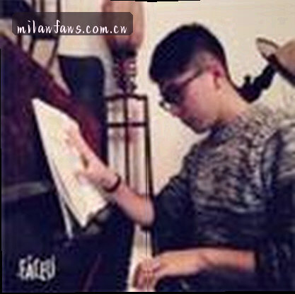 李萌